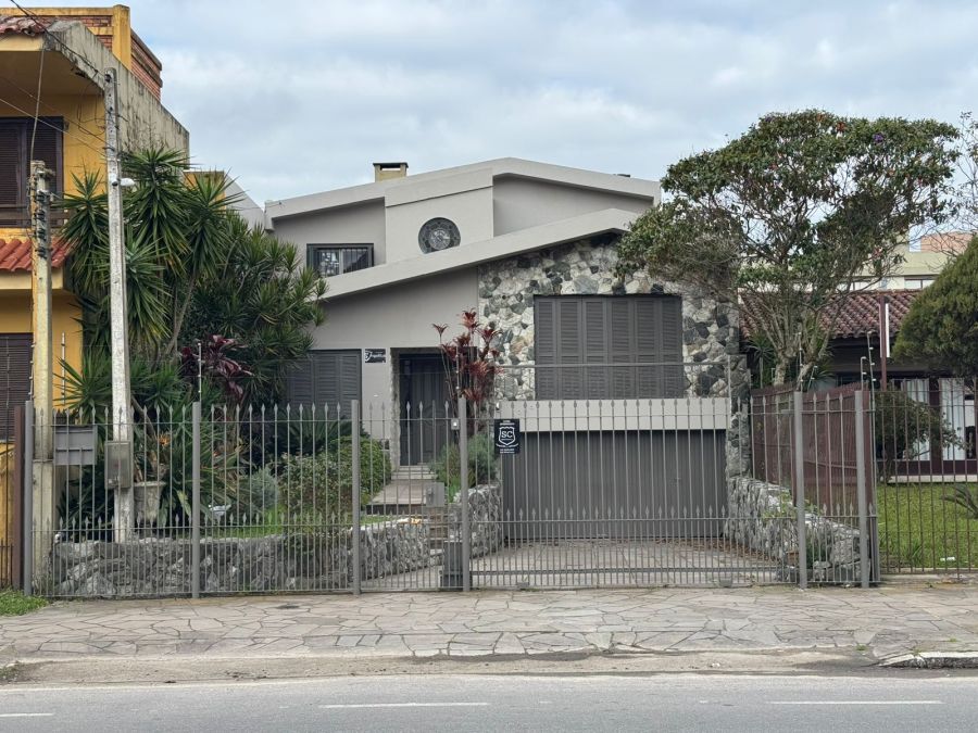 Casa Alto Padrão - Venda - Centro - Pelotas - RS