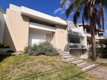 Casa Alto Padr�o � Venda